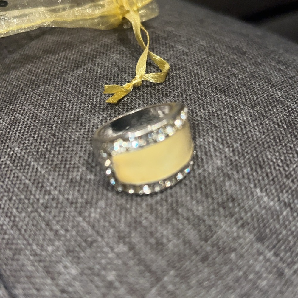 Ring - Picture 6 of 6